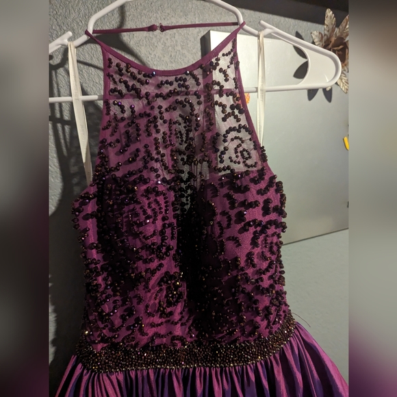 Sherri Hill dress - Picture 2 of 14